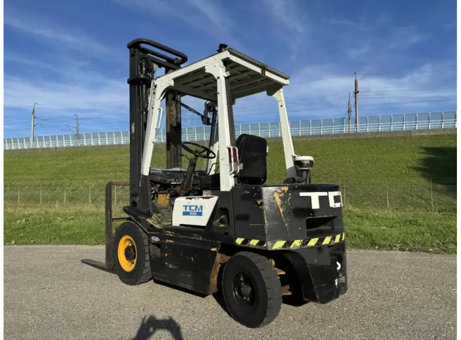 TCM Diesel 2.5 Ton FD25 Z2
